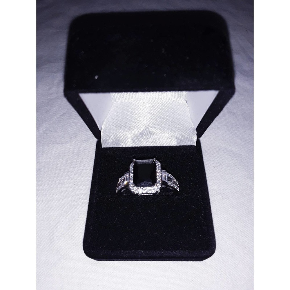 Black Sapphire & Diamond Sz 9 Marked 925 Silver Cocktail Ring NIB - Picture 6 of 6